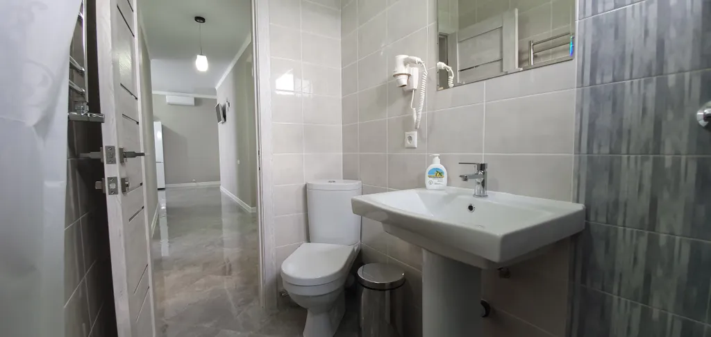 Светлые апартаменты в центре Витязево