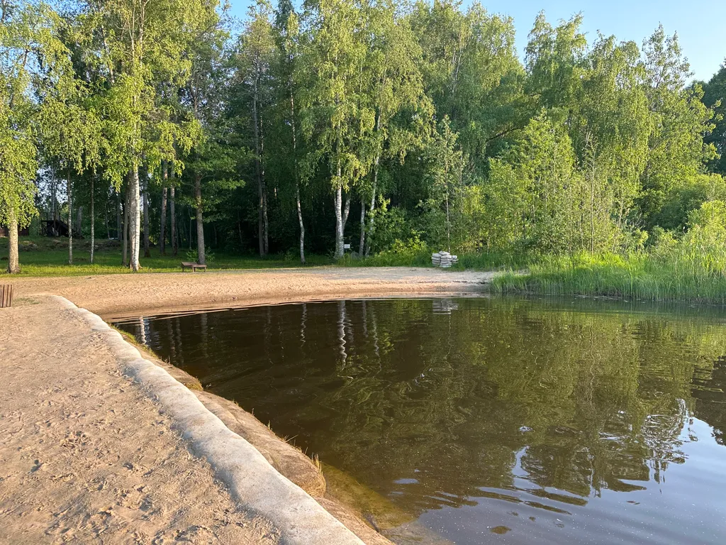 Дом на два входа в Родной Усадьбе на озере Вуокса
