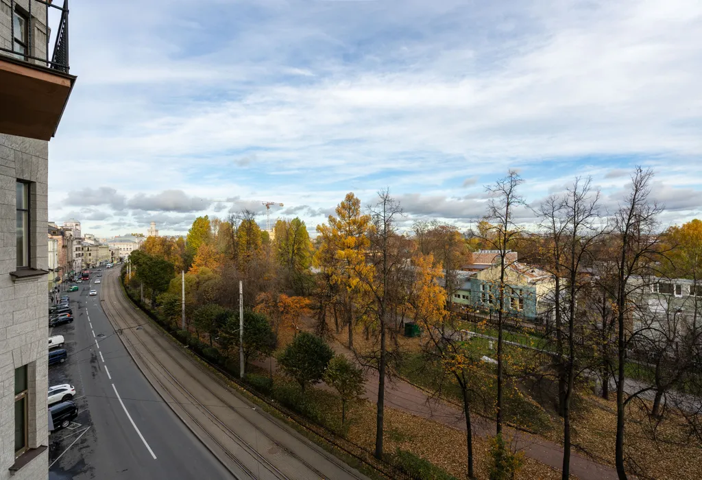 Апартаменты с видом на Петропавловку