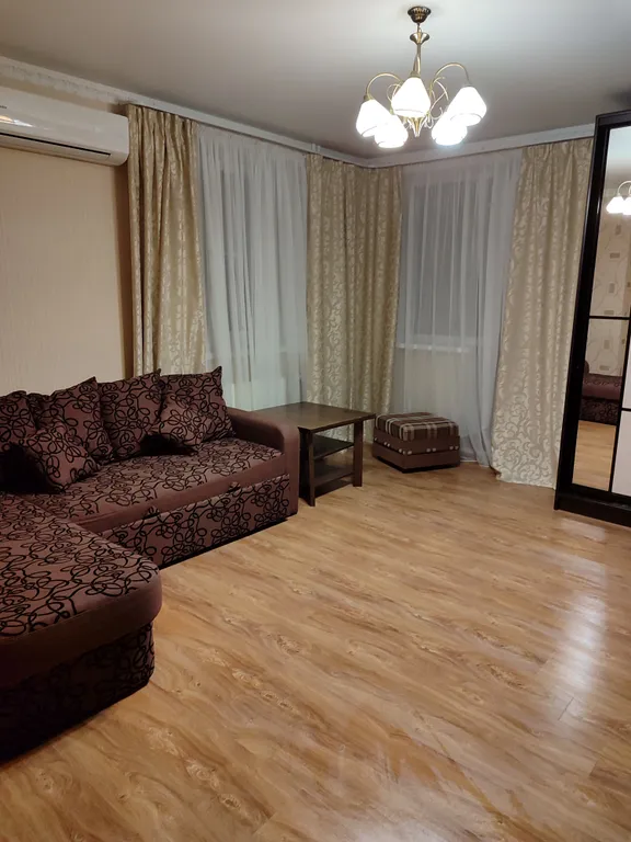 Уютная новая квартира рядом с парком и выездом на Новые территории — аренда посуточно в Таганрог