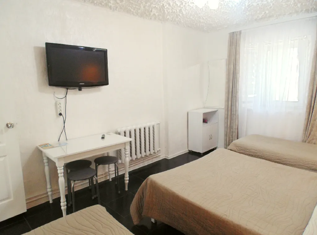 Квартирой в 4 минутах пешком от набережной терешковой