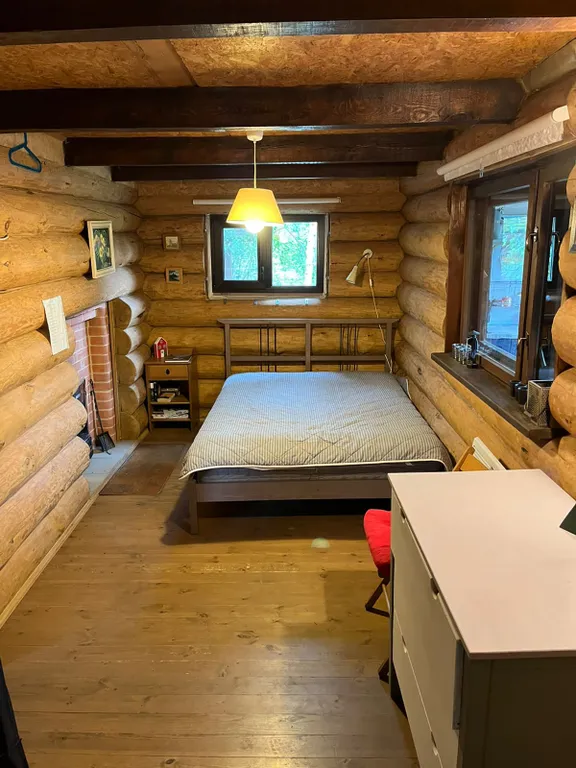 Дом на берегу озера