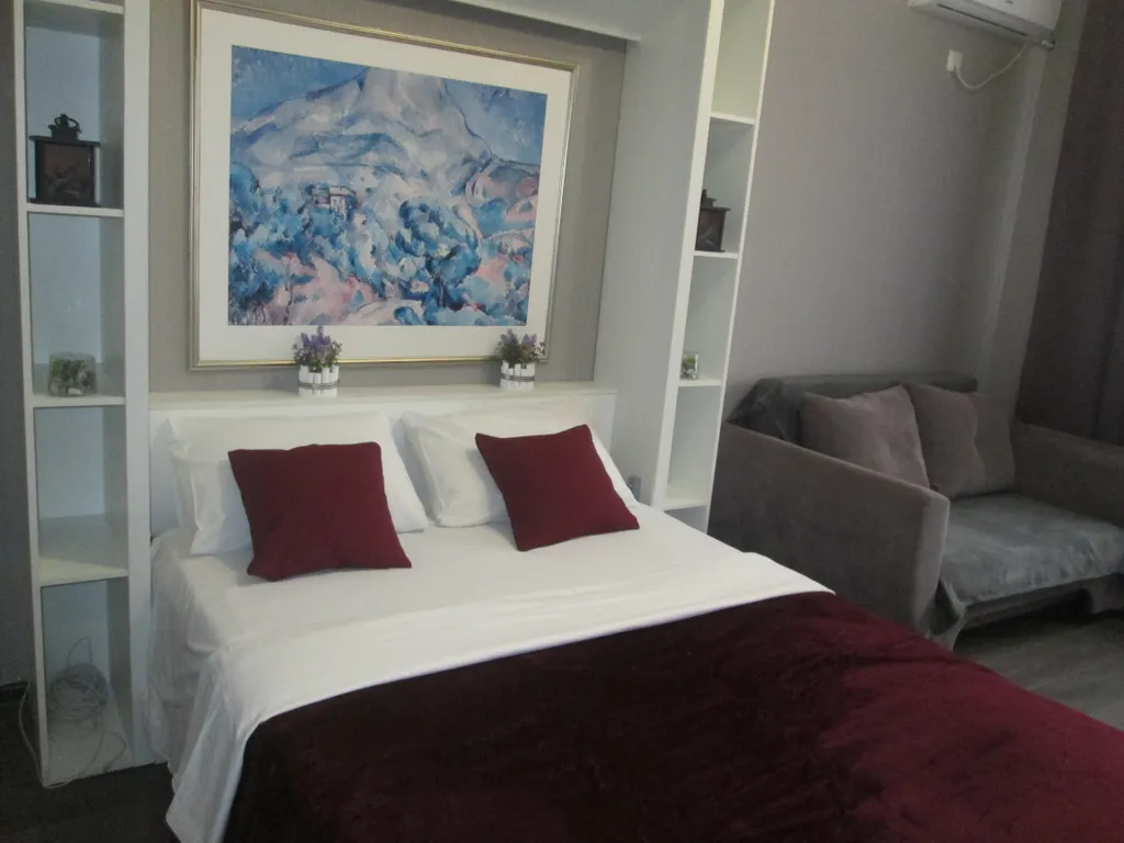 Чистая, уютная квартира возле стадиона в ЖК Панораме