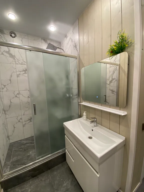 Дом с бассейном