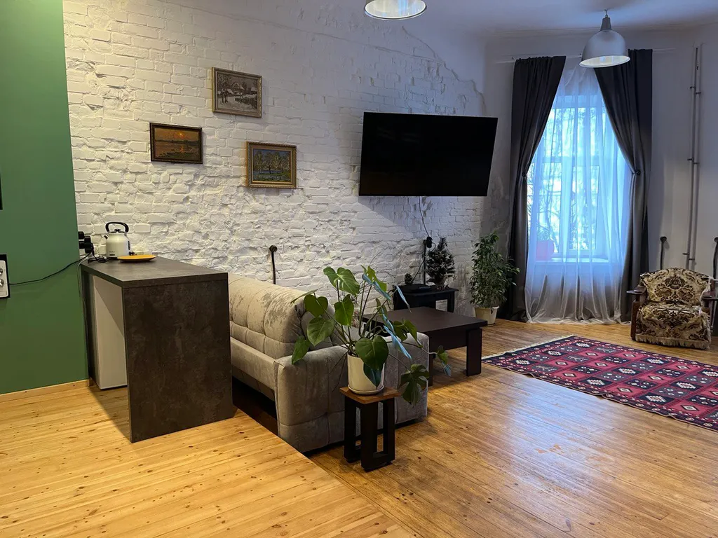 Арт-квартира Март