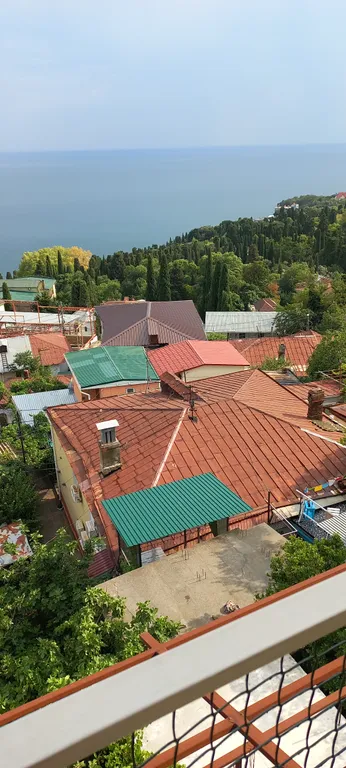 Студия с панорамным видом