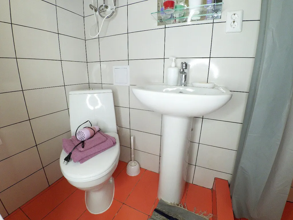 Апартамент Tat House в центре города у станции метро