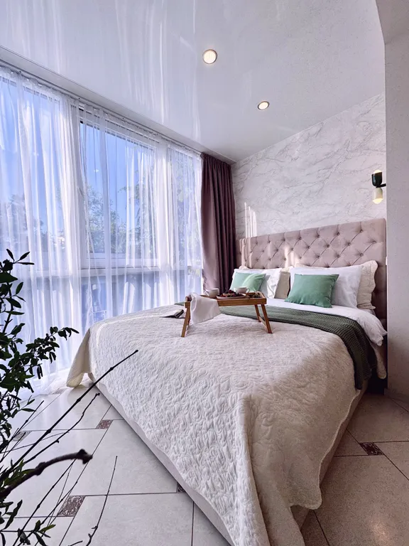 Квартира Квартира в ЖК Бизнес класса с бассейном, парковой и в 3 минутах от моря — Адлер