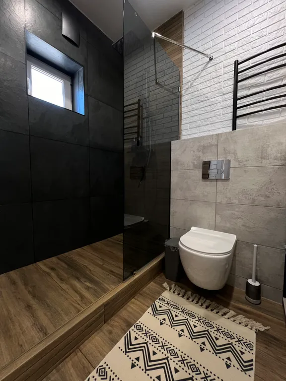 Дом в современном стиле с видом на горы