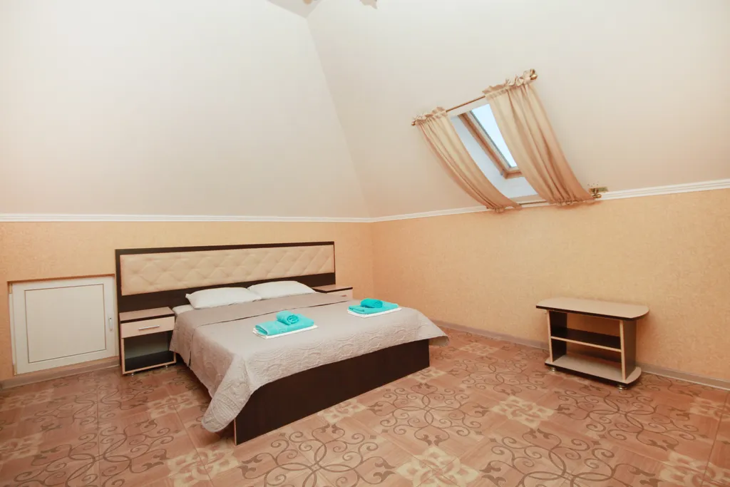 Квартира Квартира Стандарт 2-комнатный в мансарде — Анапа