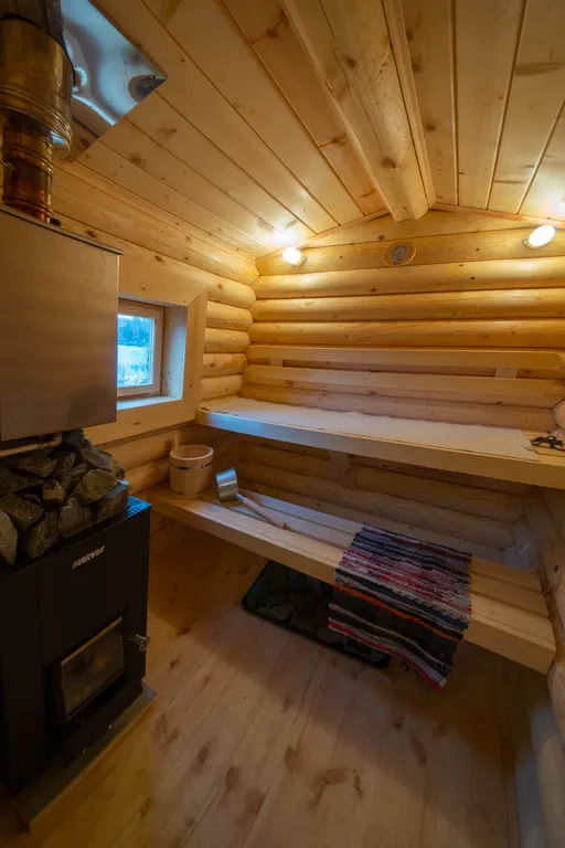 Уютный дом на берегу карельского озера