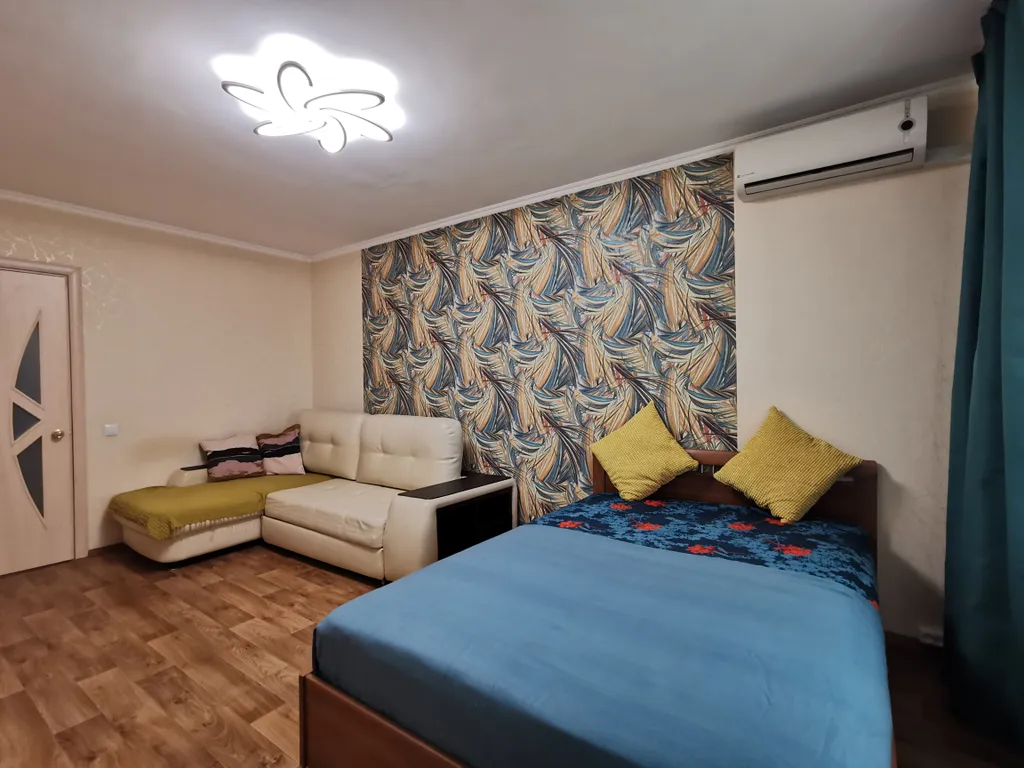 Уютная 1-комнатная у метро Безымянка