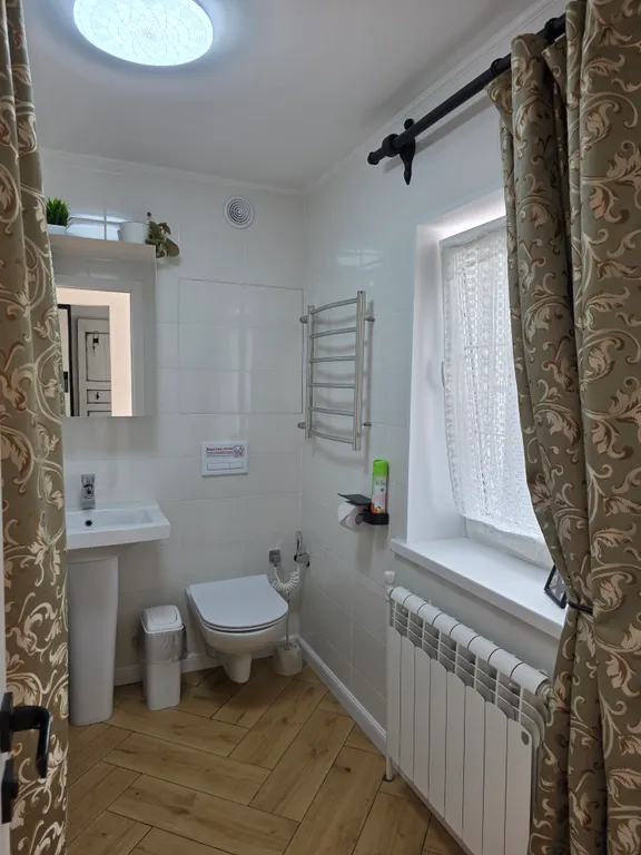 Уютный домик в тихом районе города