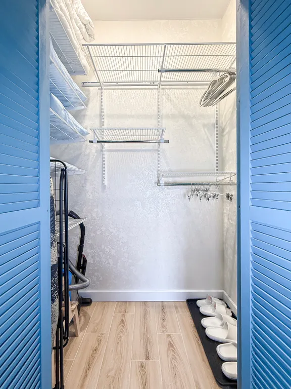 Квартира Апартаменты Борт 86 на первой линии моря — Геленджик