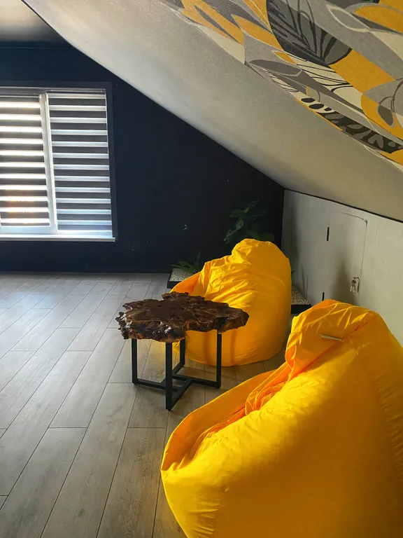 Дизайнерский дом с сауной и джакузи