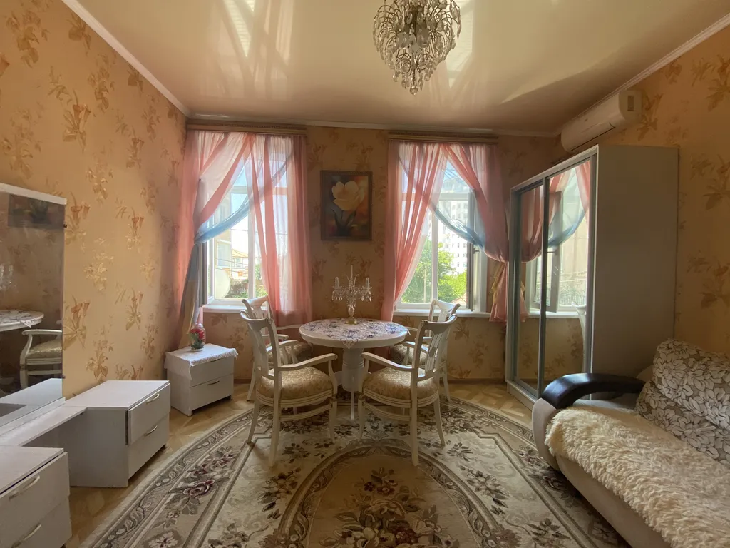 Уютная комната в 3-х комнатной квартире