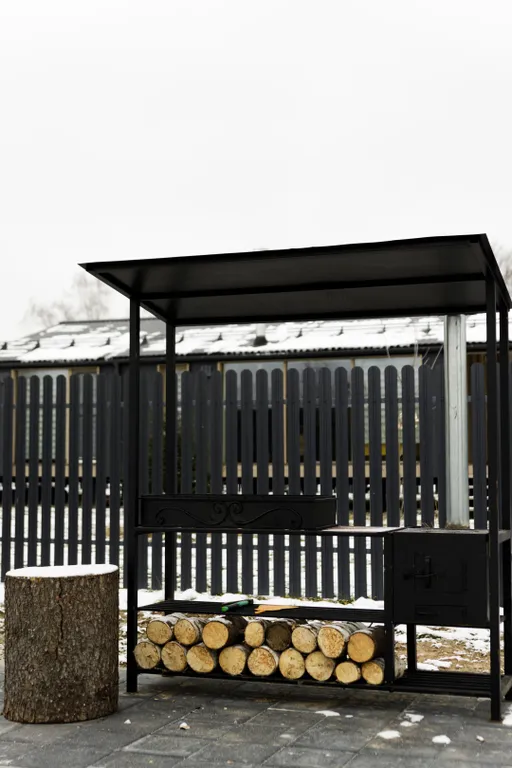 Под парусом