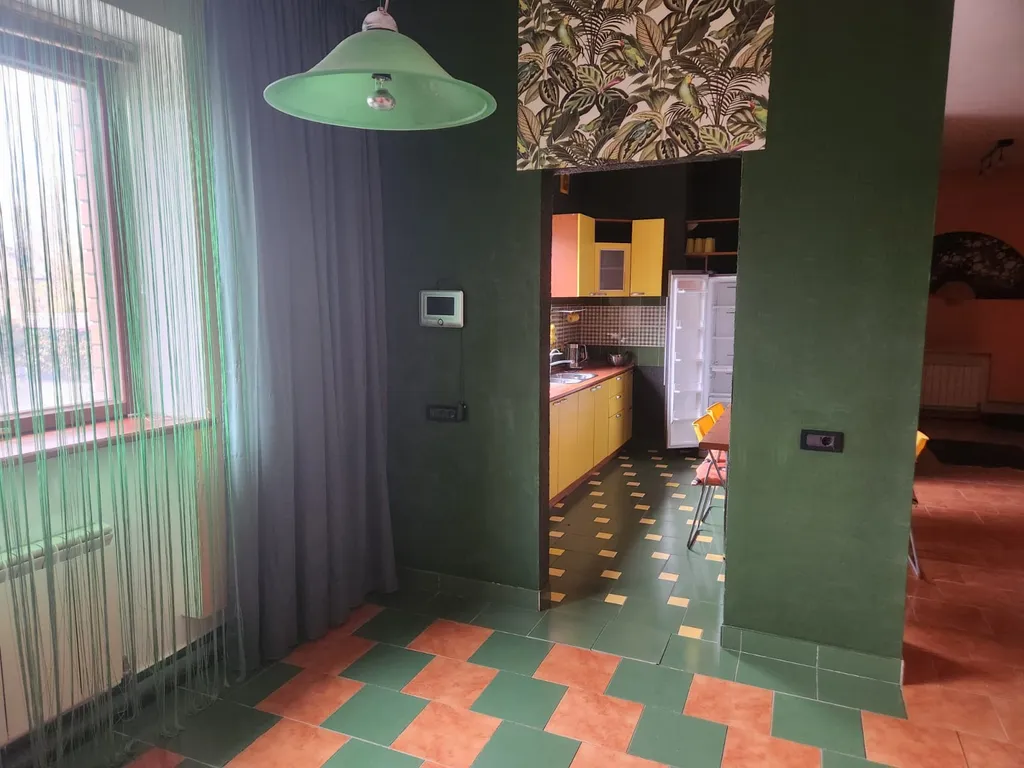 Коттедж Дом с 2 спальнями — Волгоград