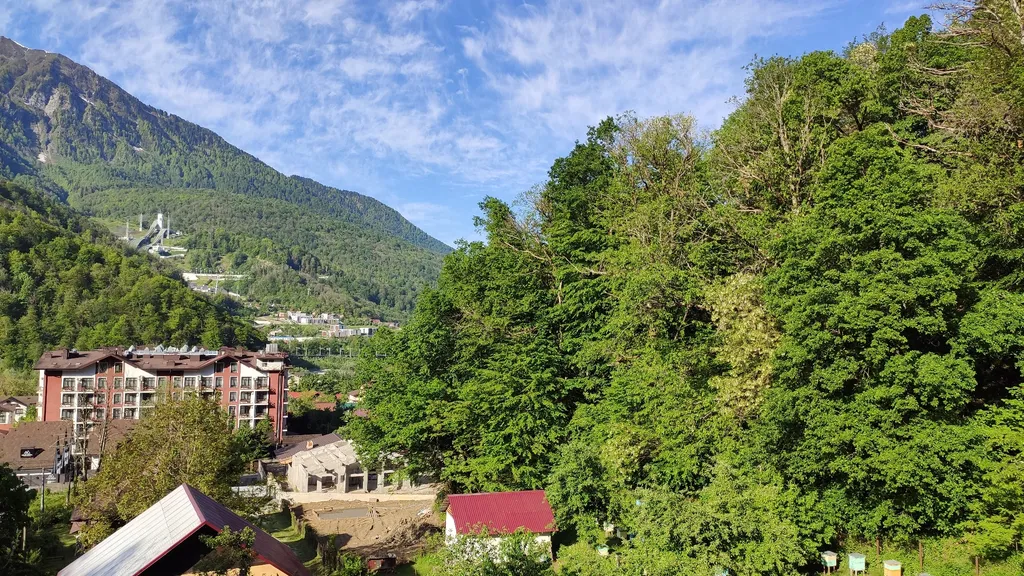 Панорамный двухместный апартамент комфорт с кухней и балконом