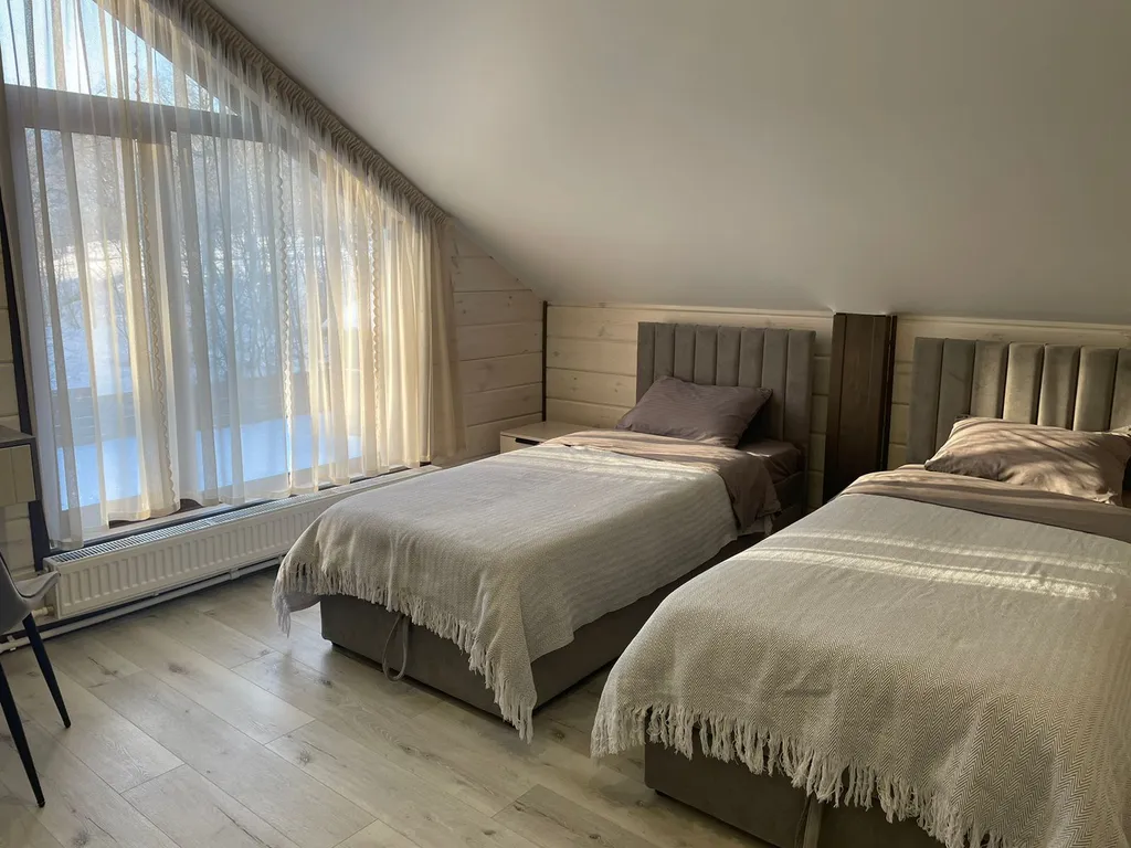 4-комнатный Дом