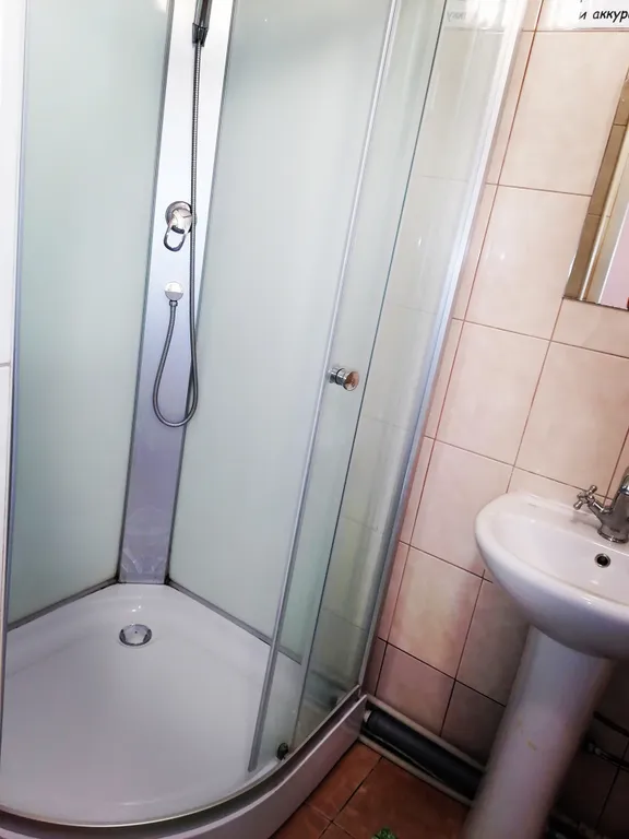 Квартира Уютная комната на территории частного дома в центре — Адлер