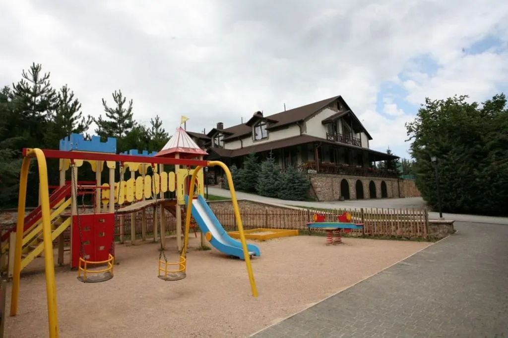 Коттедж в экологически чистом районе в Крыму