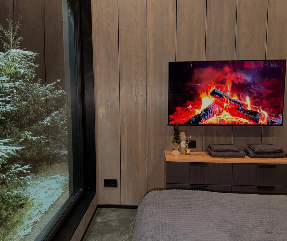 Коттедж Стильный дом в лесу с камином и купелью — Борисово