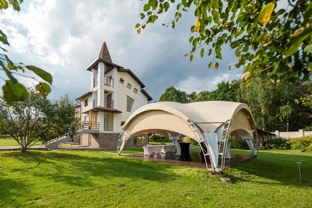 Коттедж с нотками стиля модерн