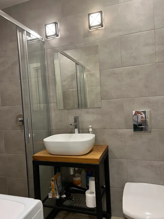 Квартира в стиле лофт в центре с качелью