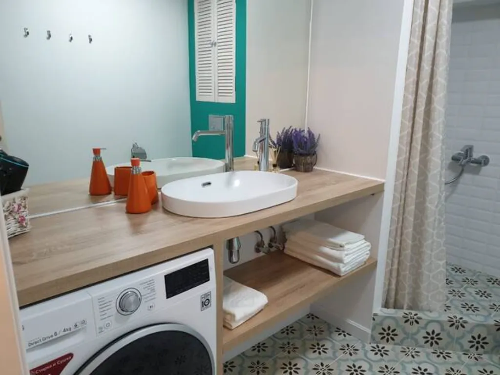 Уютная квартира с отдельной спальней в центре