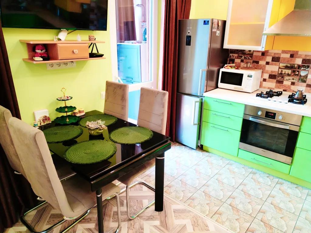 Квартира Квартира 2-х комнатная около моря — Адлер