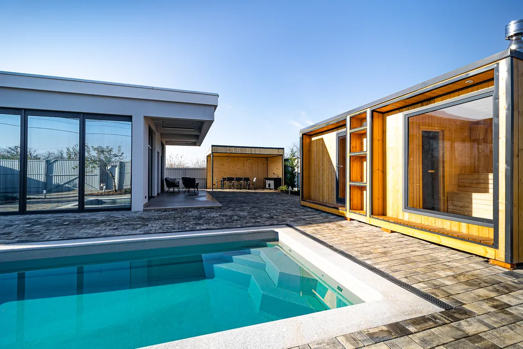 Клёвый дом с бассейном и баней