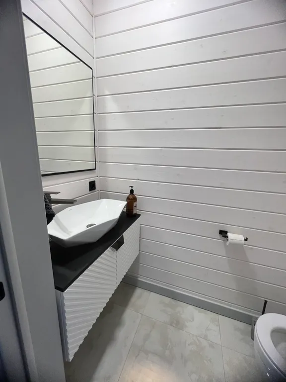 Дом LightHous на берегу озера