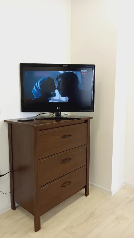 Просторная студия с видом на город