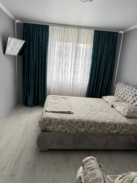 Омск Кировский у ТЦ Мега