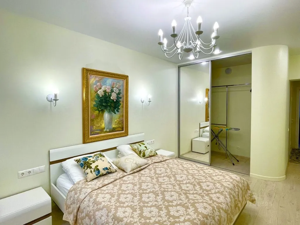 Просторная квартира с видом на море и залив