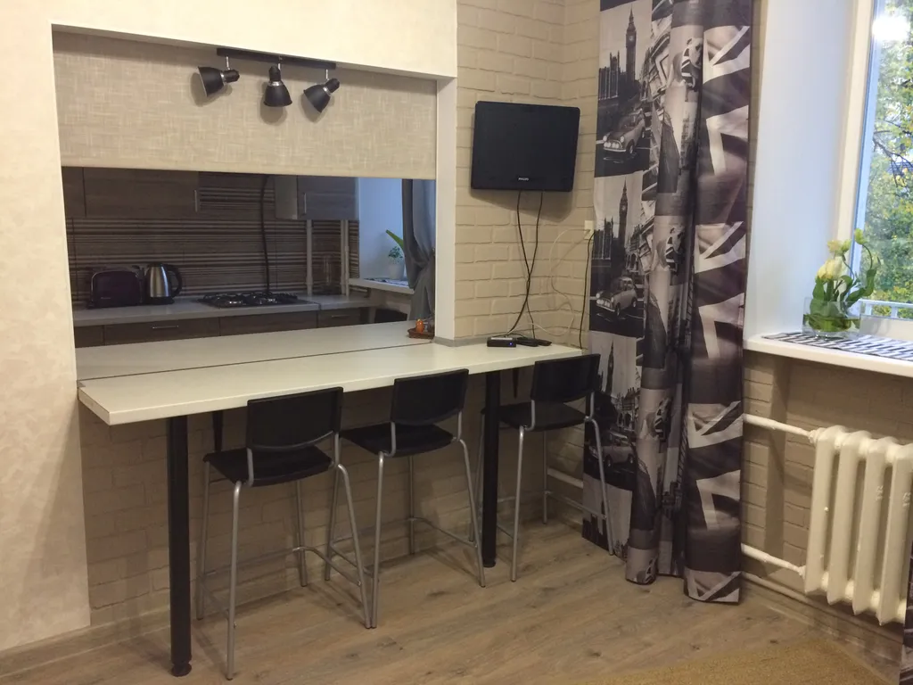 Комфортная Квартира в центре у БЦ Высоцкий