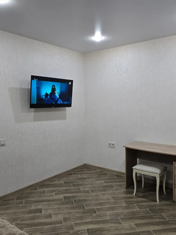 Светлая уютная просторная комната в гостевом доме Горячеводский