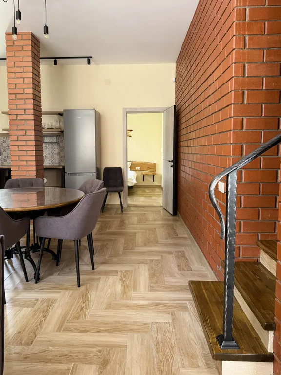 4-комнатный Дом