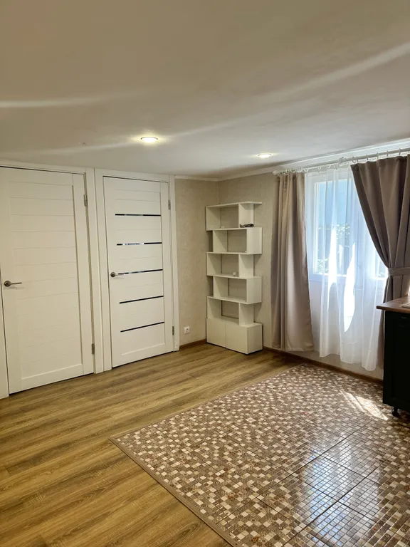 Уютный дом с бассейном и печью