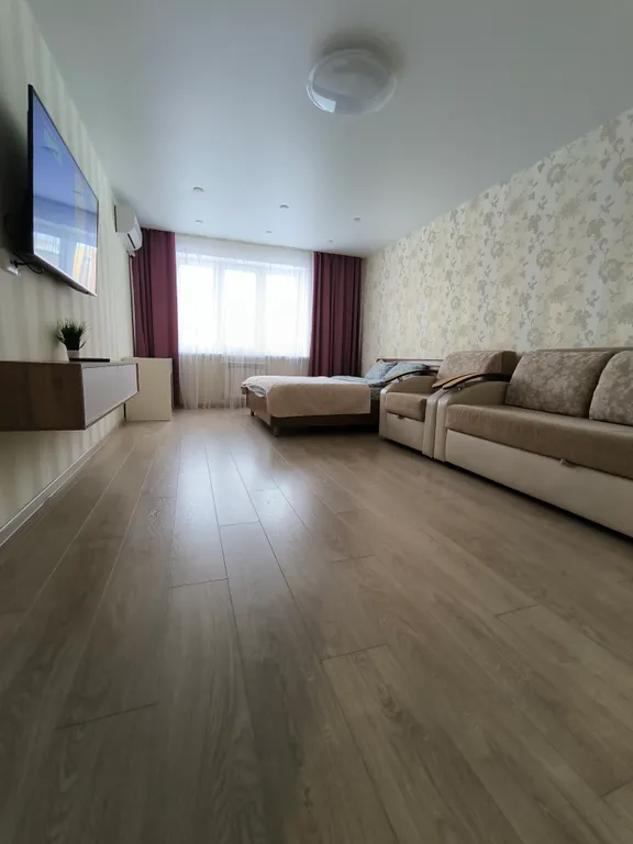 Уютная евротрешка в центре у СК Арена