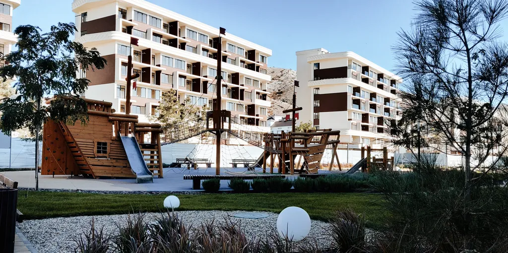 Апартаменты в Atlas Apart-Hotel SPA, вид на море и 4 бассейна