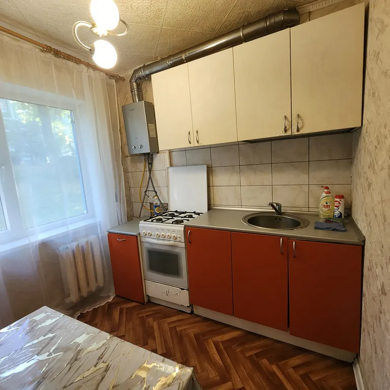 Сдаю 2х комнатную квартиру