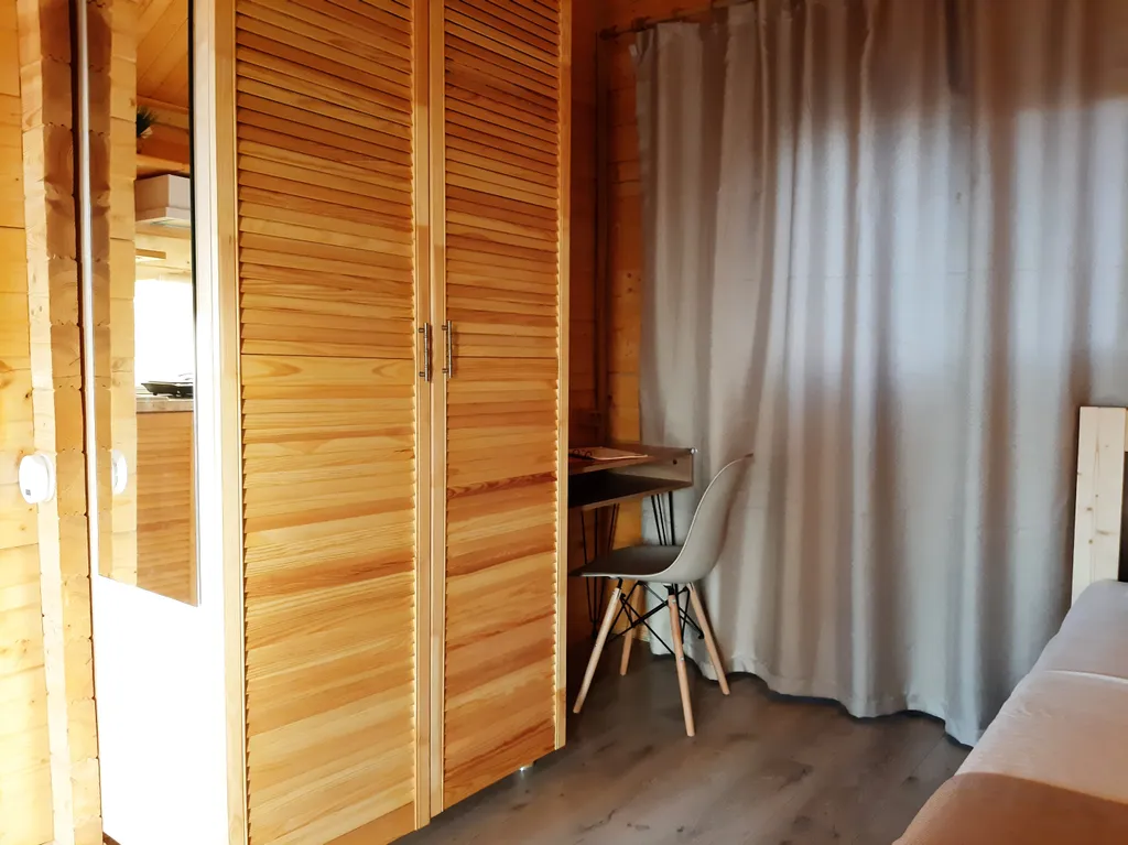 Коттедж 1-комнатный Дом — Кучугуры