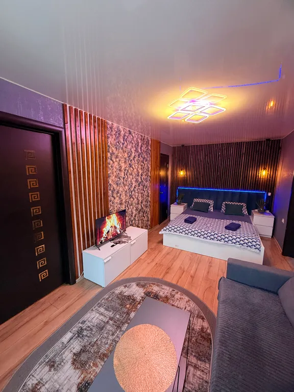 Квартира 2-комнатная рядом с вокзалом с балконом — Омск