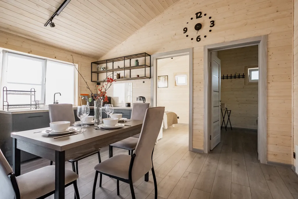 2-комнатный котедж на границе с лесом, 57м²