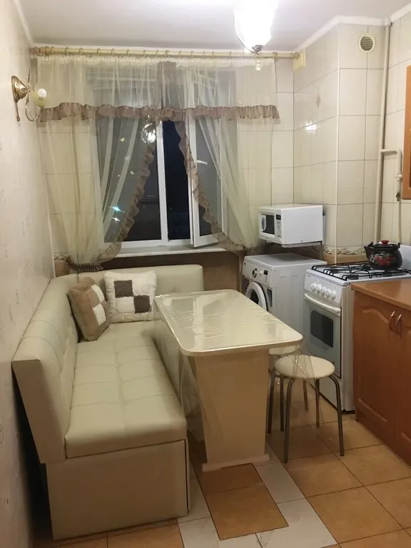 Квартира у Парка Фрунзе — аренда посуточно в Евпатория