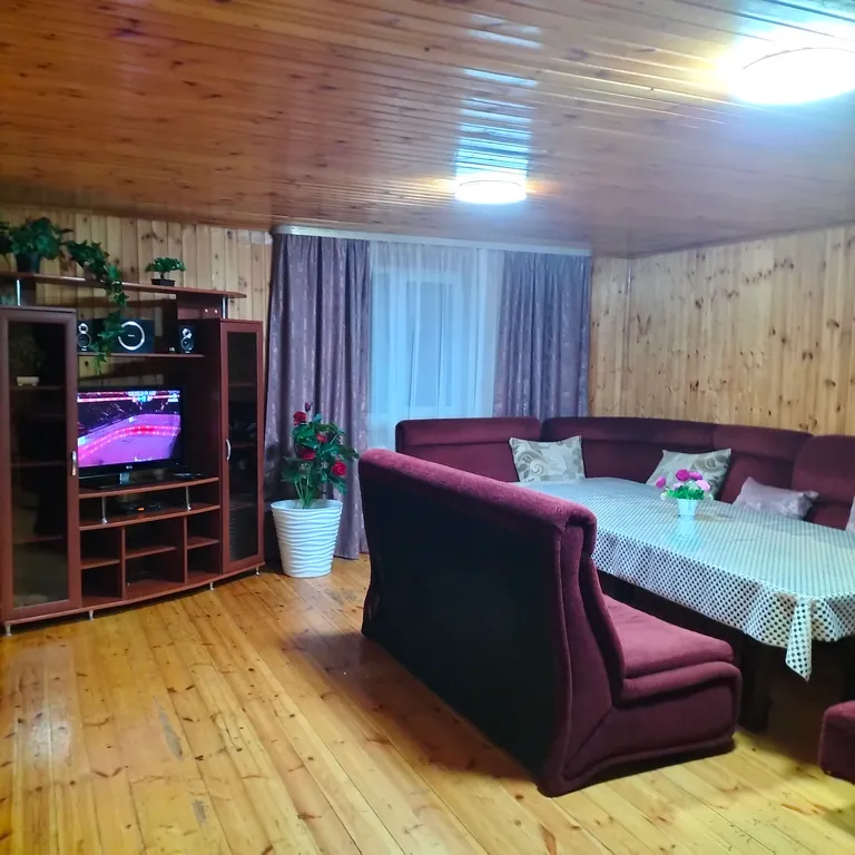 Дом коттедж в черте города — аренда посуточно в Йошкар-Ола