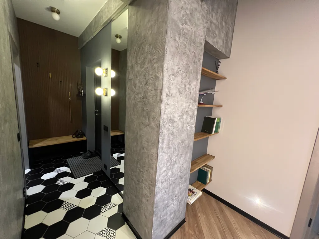 Двухкомнатная студия рядом с площадью Победы и Горным Воздухом