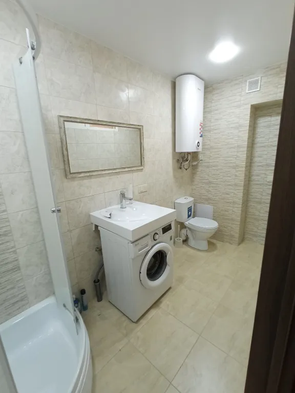 Уютная двухкомнатная квартира с видом на море и горы